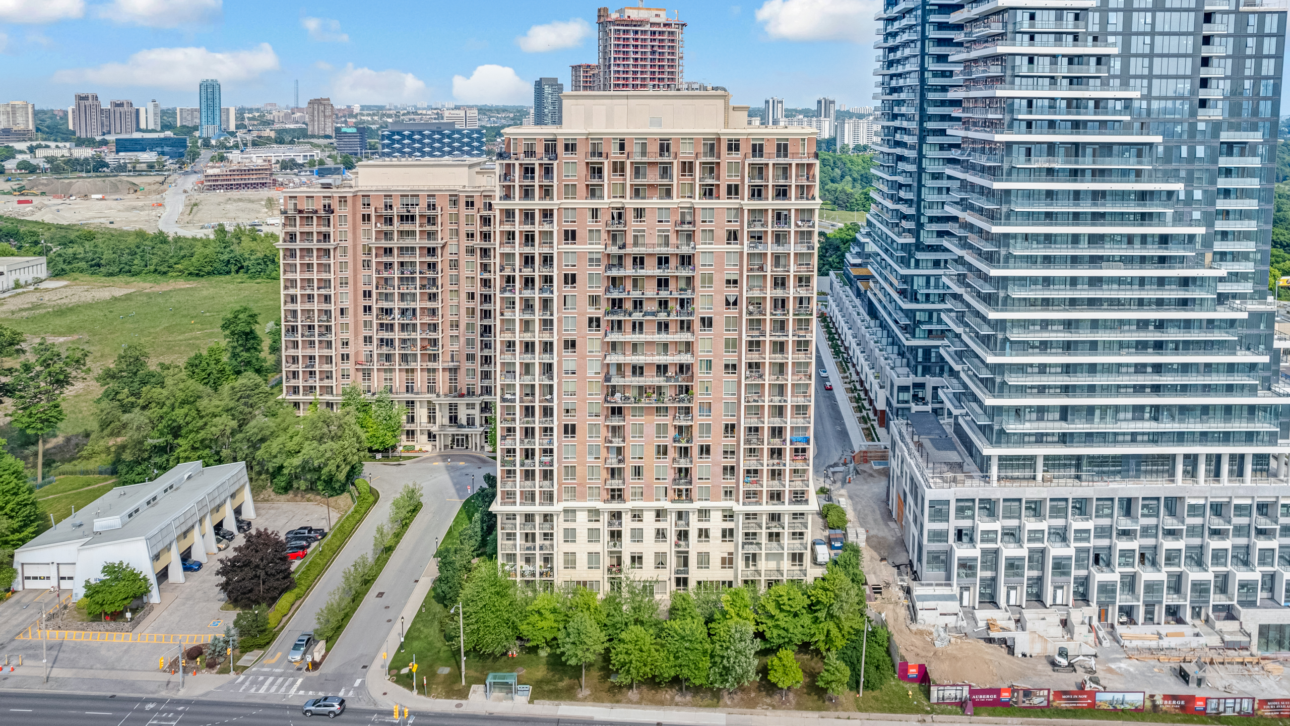 1101 Leslie Street #405