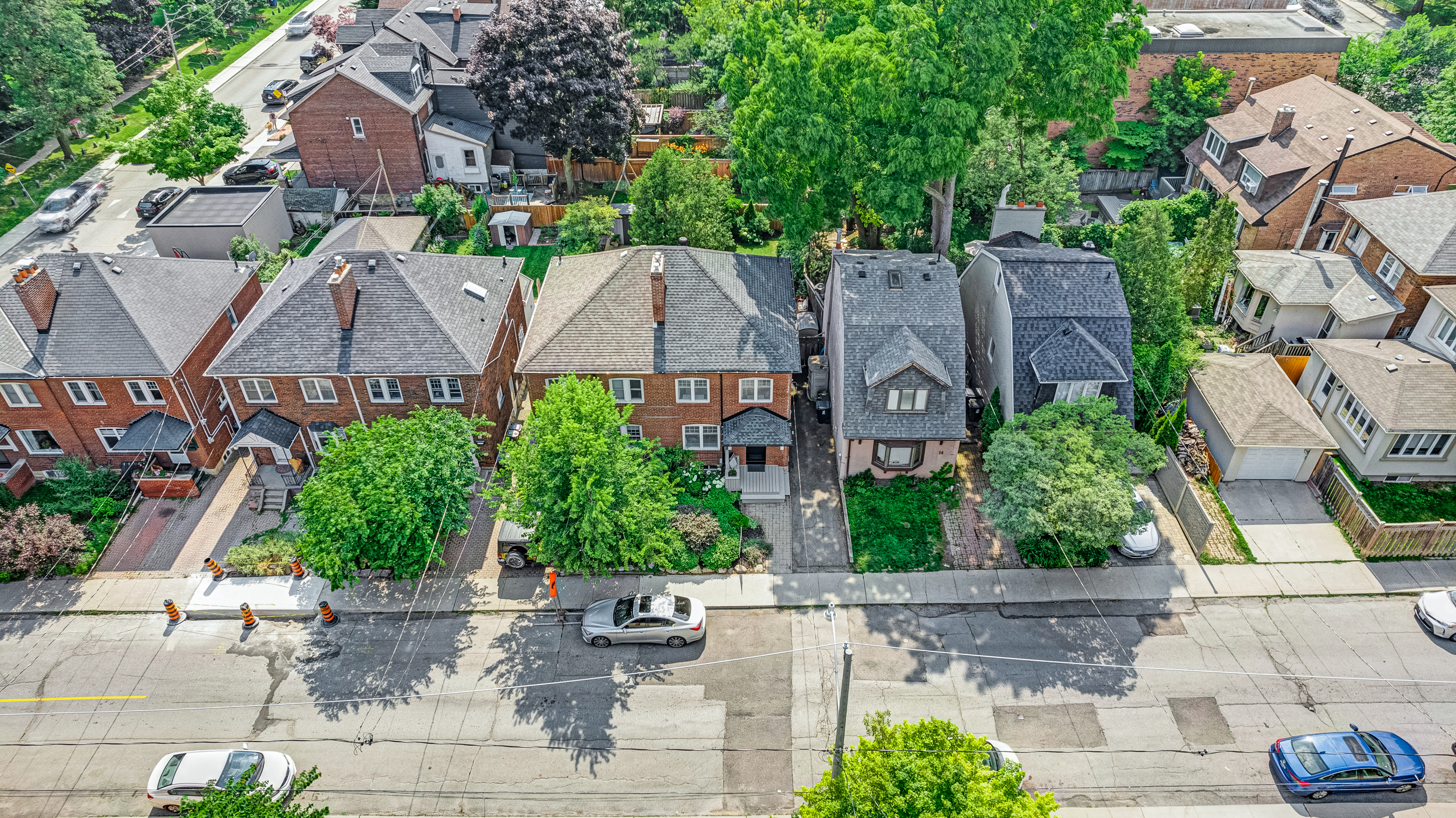 12 Rosewell Avenue