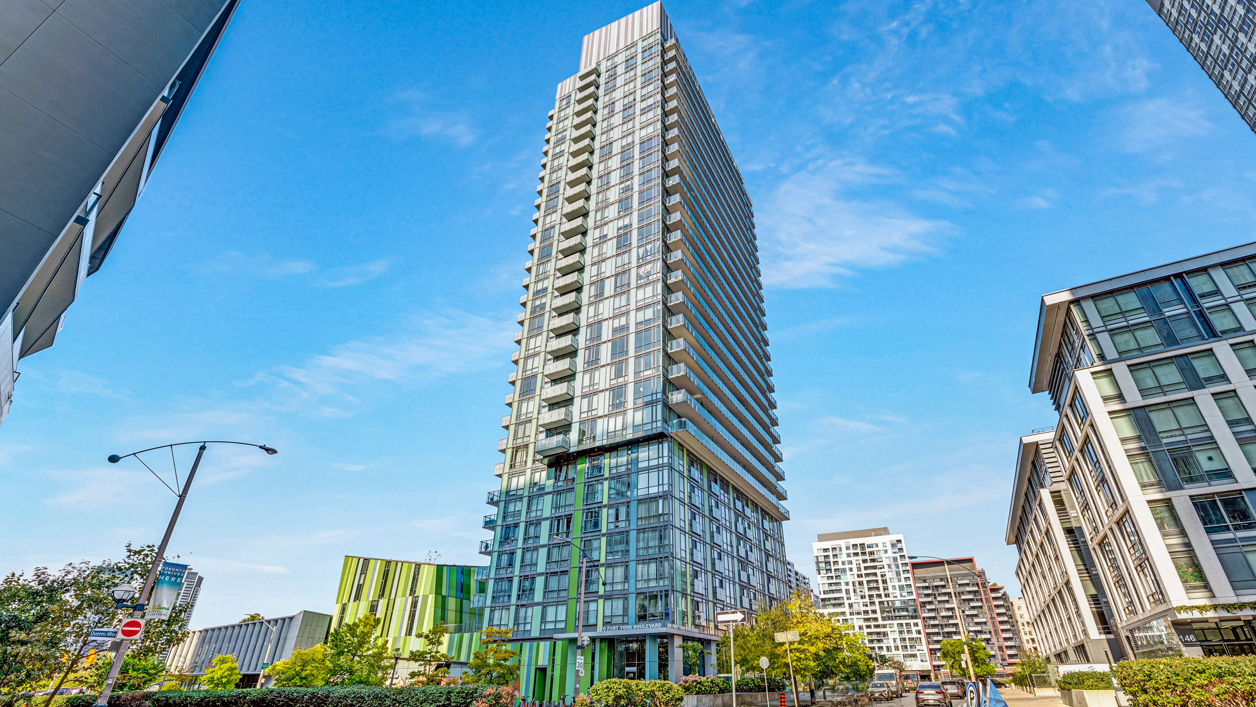 170 Fort York Boulevard #807