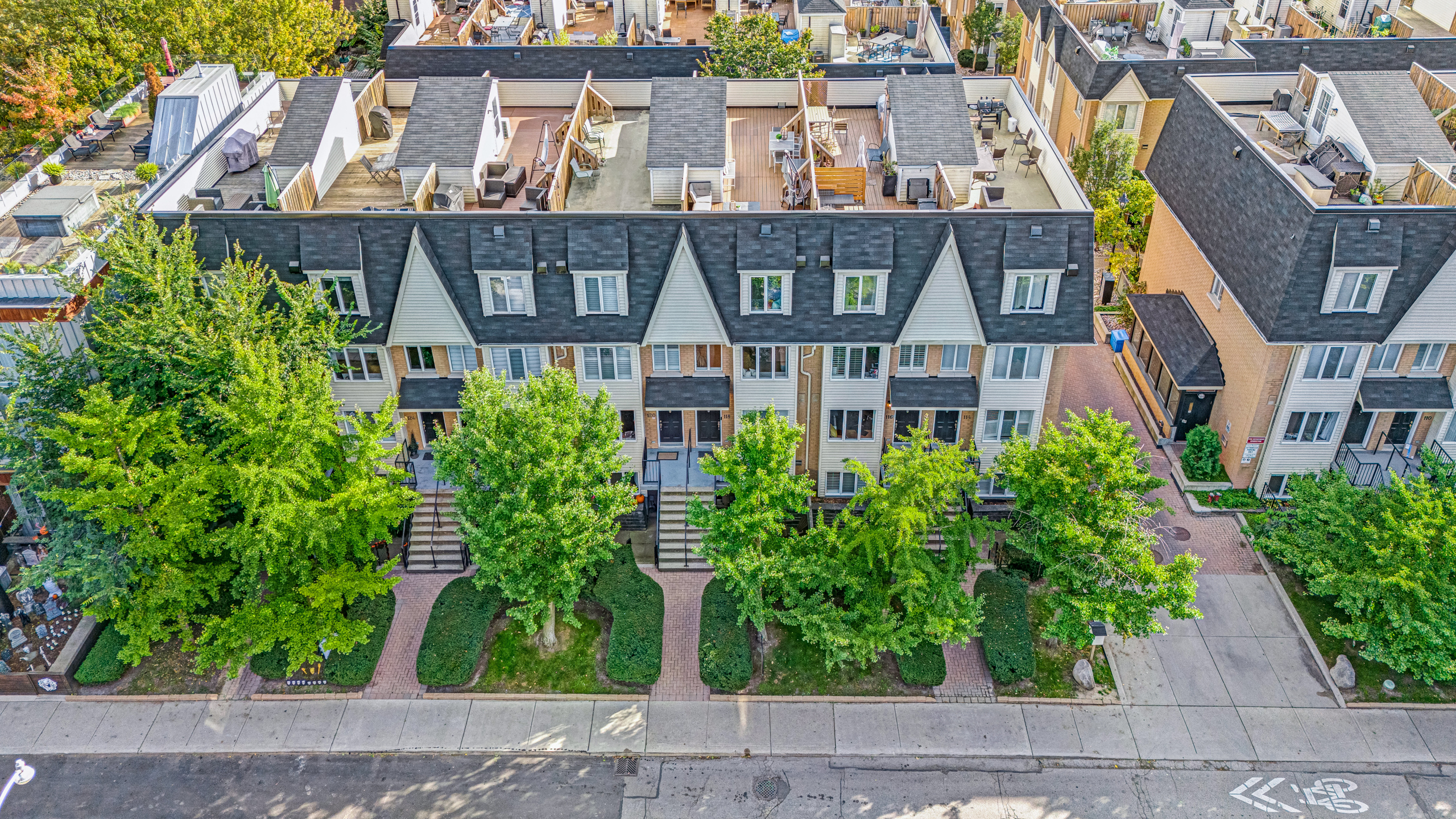 208 Niagara Street #118