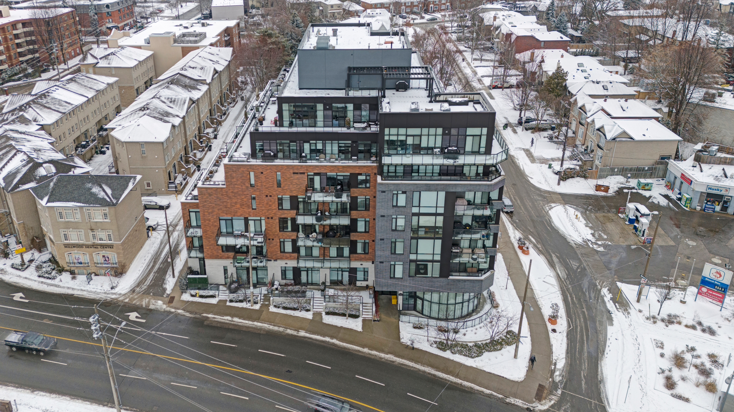 25 Malcolm Road #402