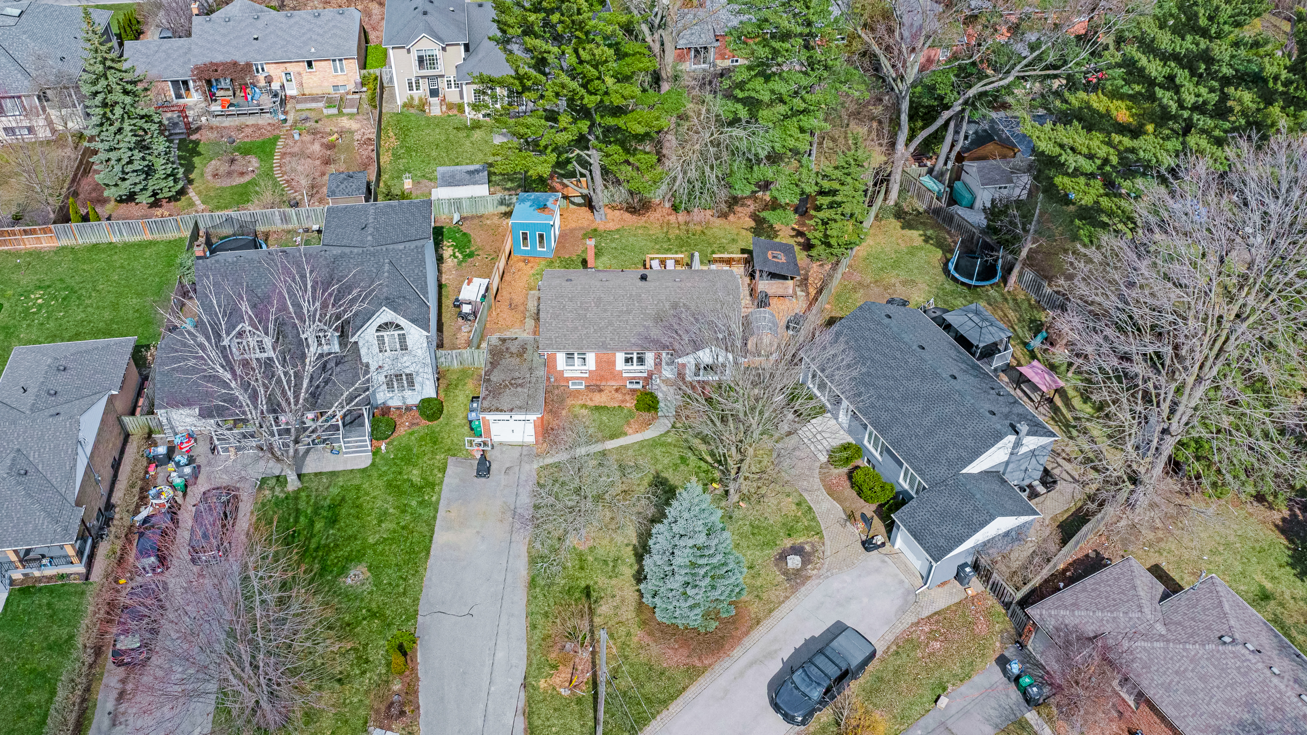 1303 Crossfield Bend