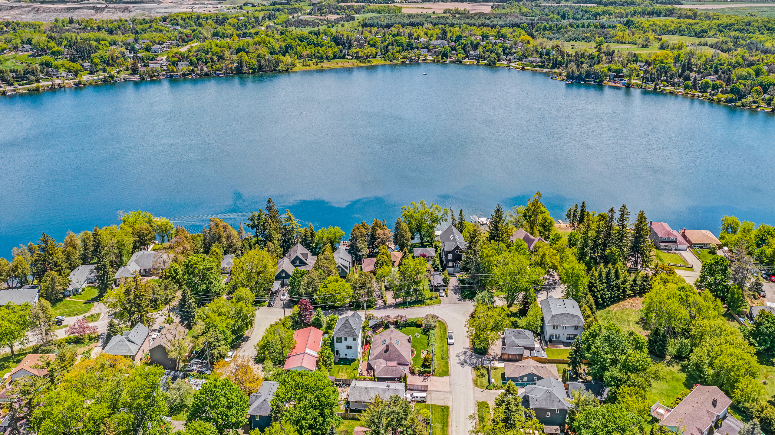 75 Cedarvale Boulevard