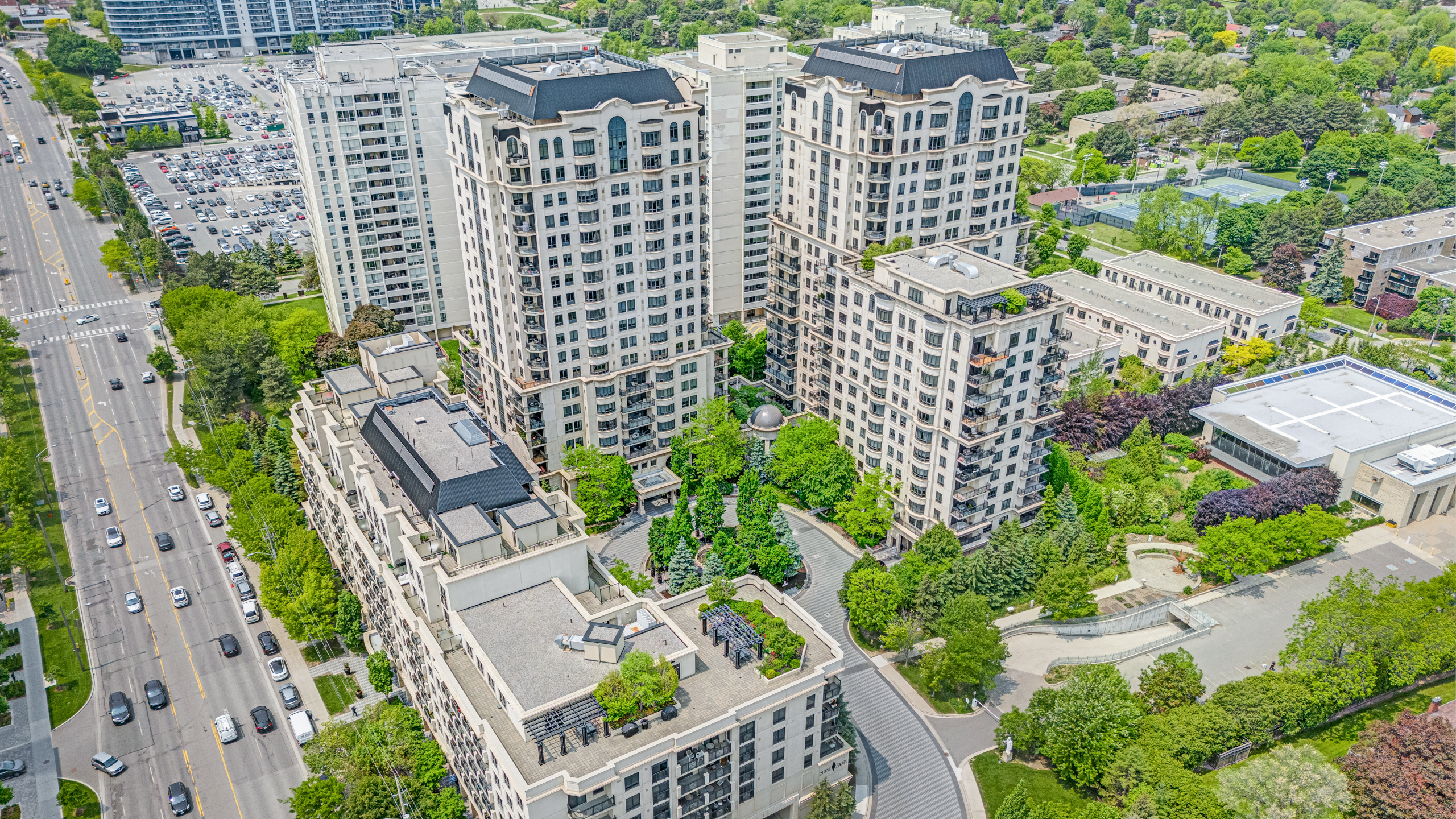 662 Sheppard Avenue East #1704