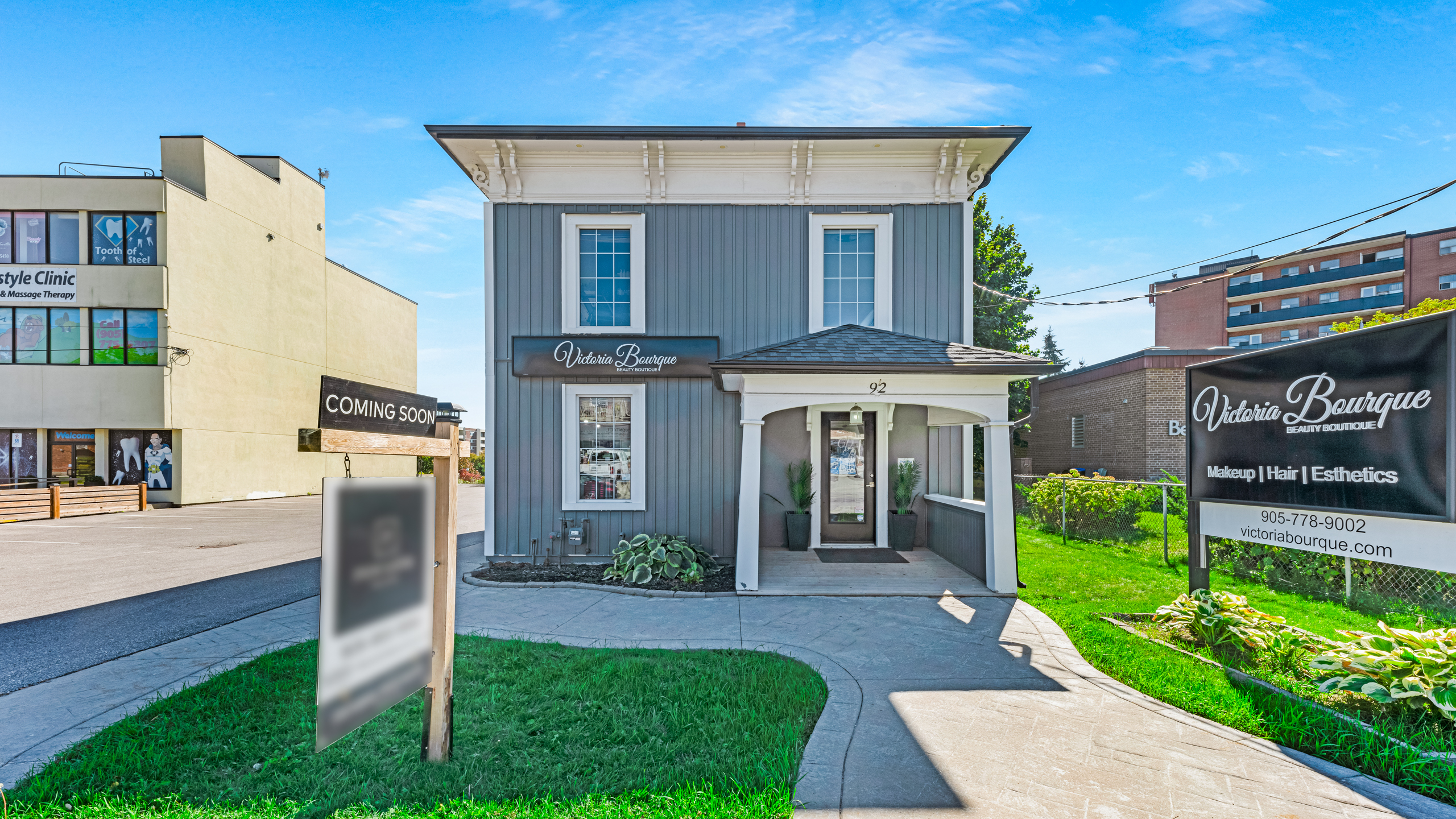 92 Holland Street West