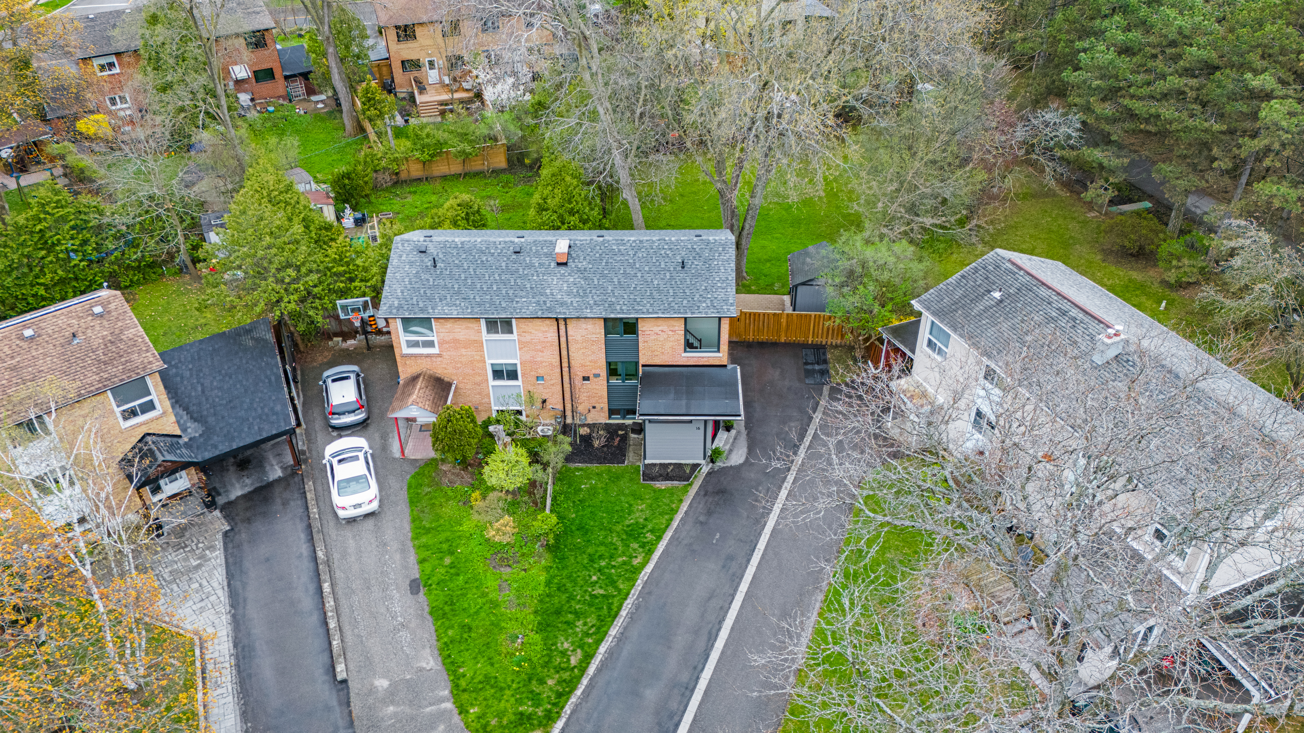 16 Veery Place