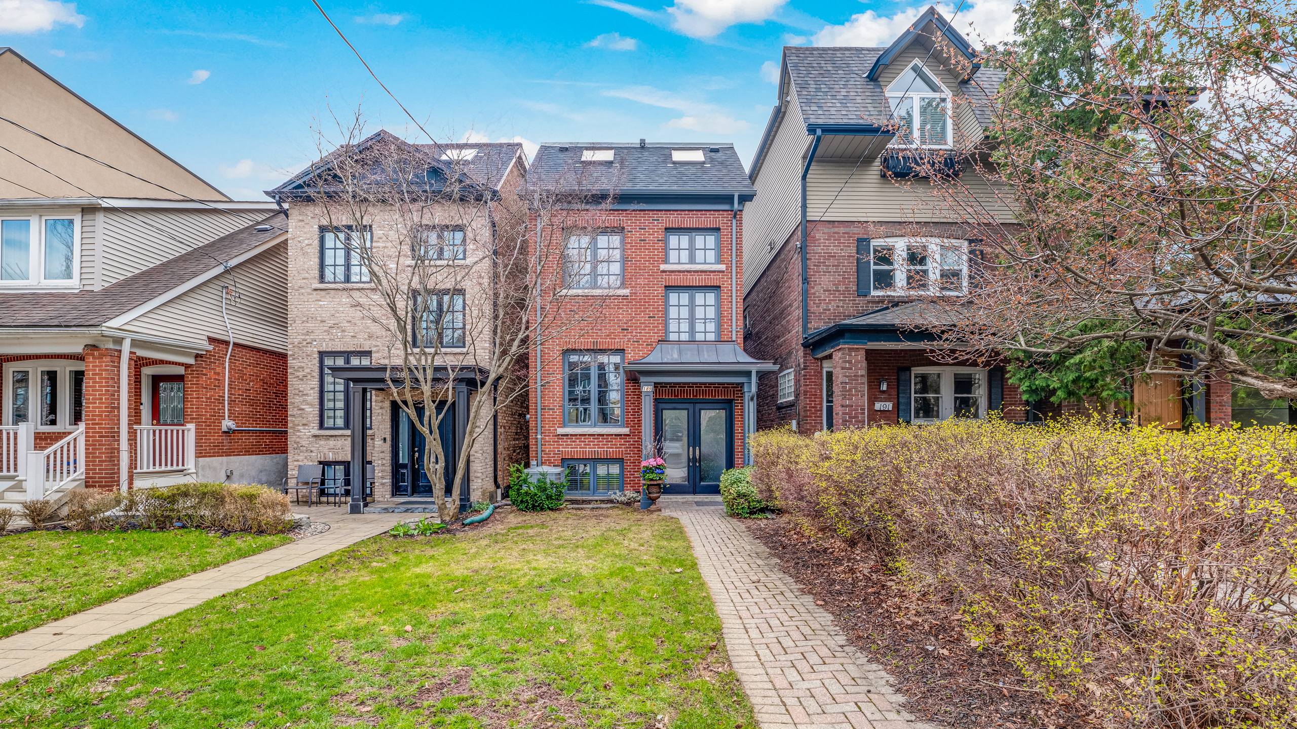 189 Bedford Park Avenue