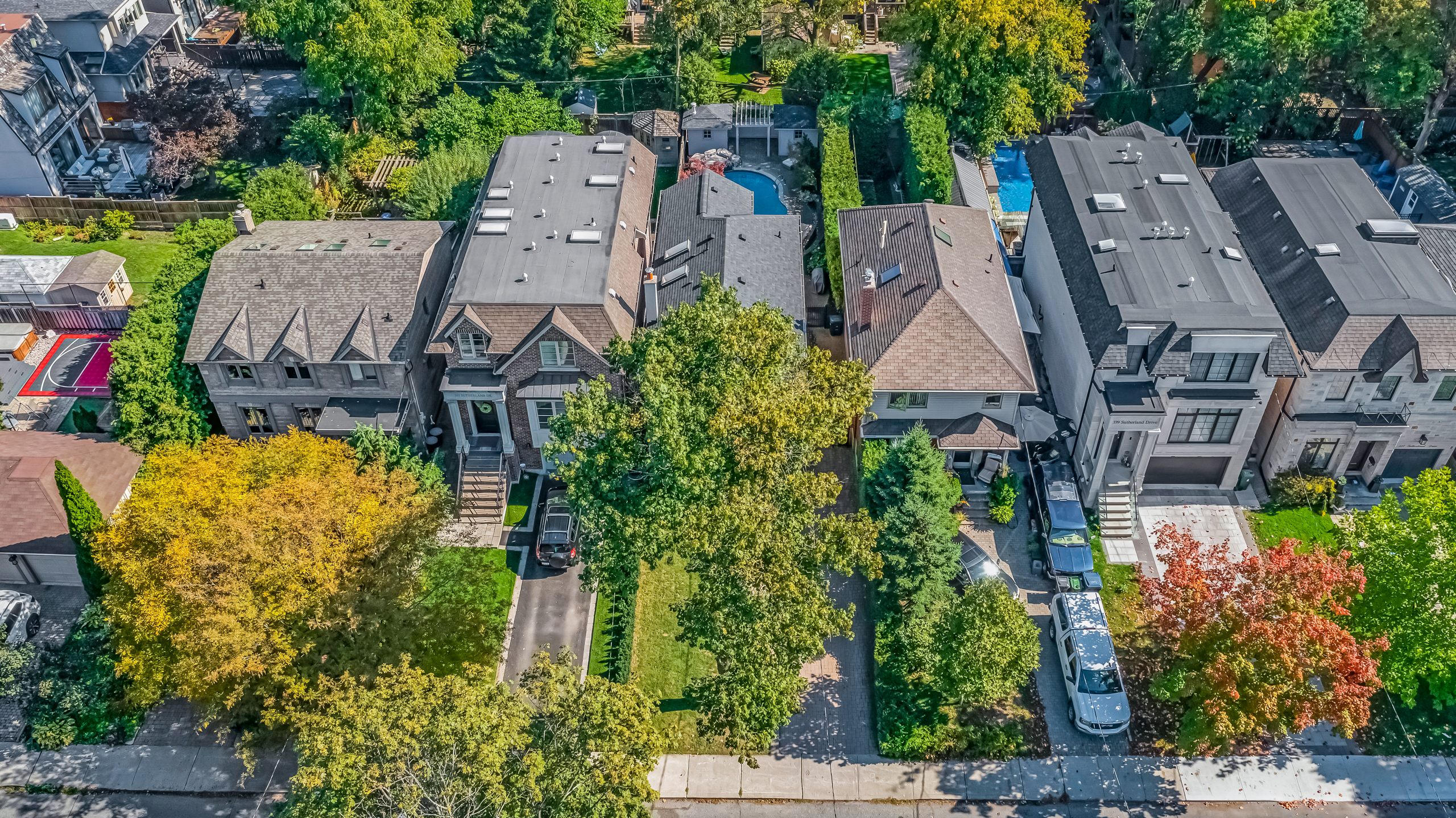 343 Sutherland Drive