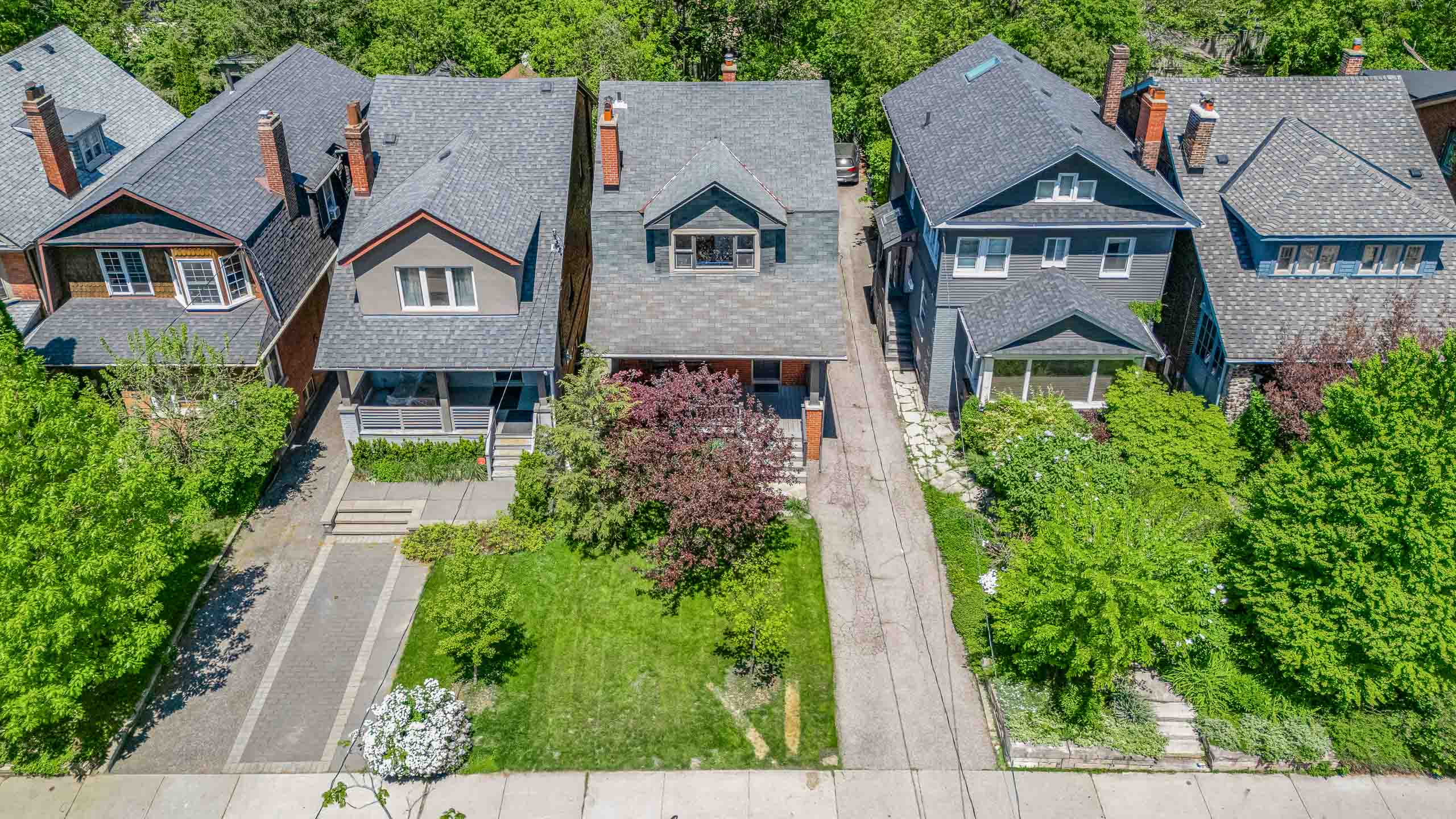 90 Roselawn Avenue