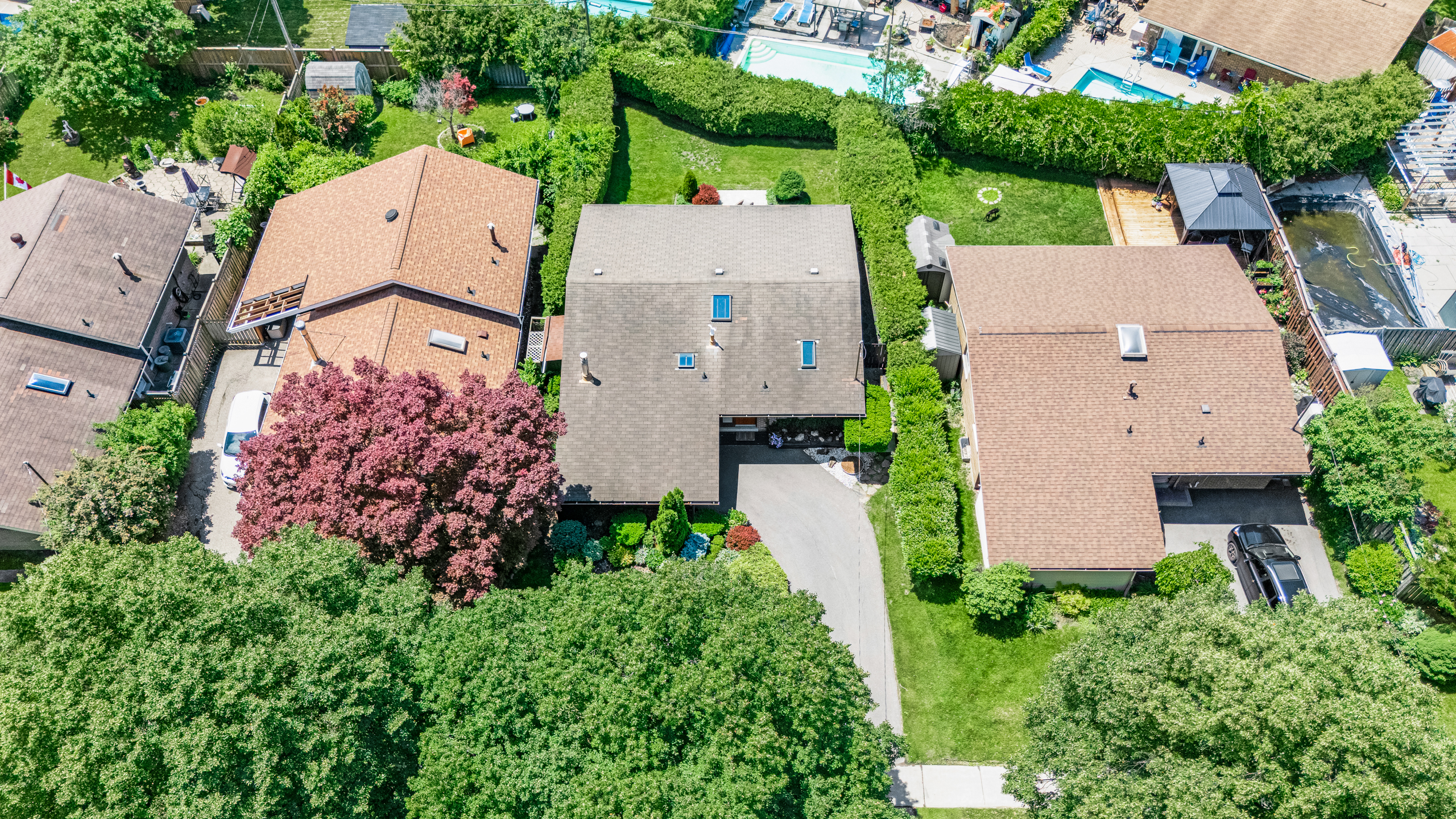 10 Oakley Boulevard