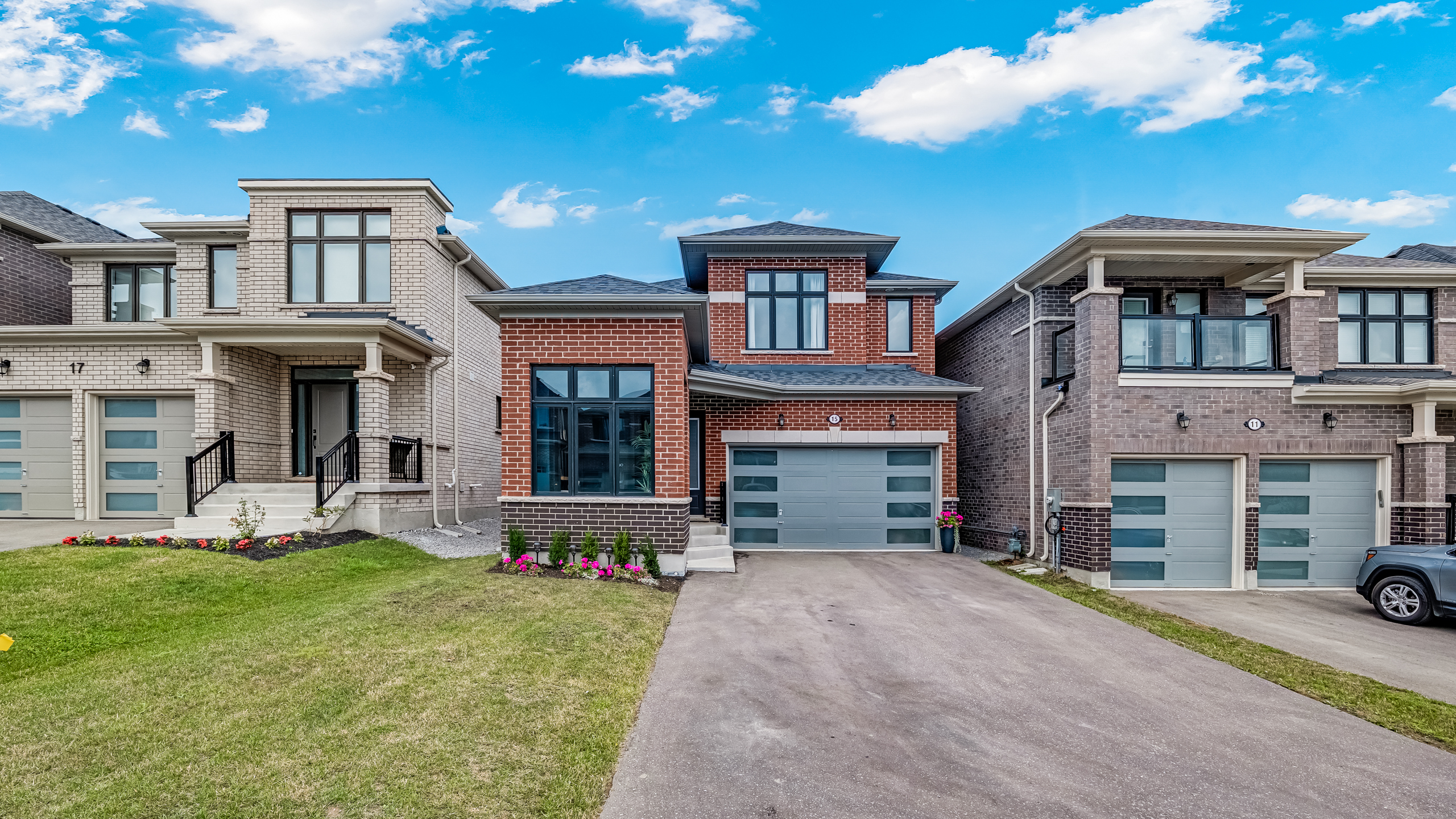 15 Ainslie Hill Crescent