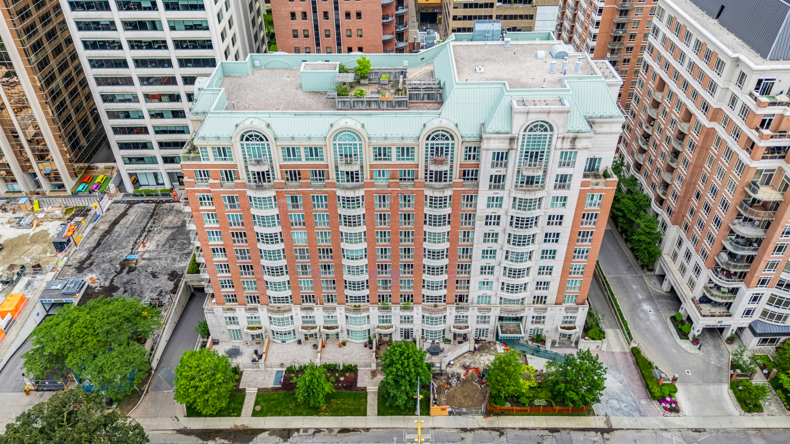 33 Delisle Avenue #1004