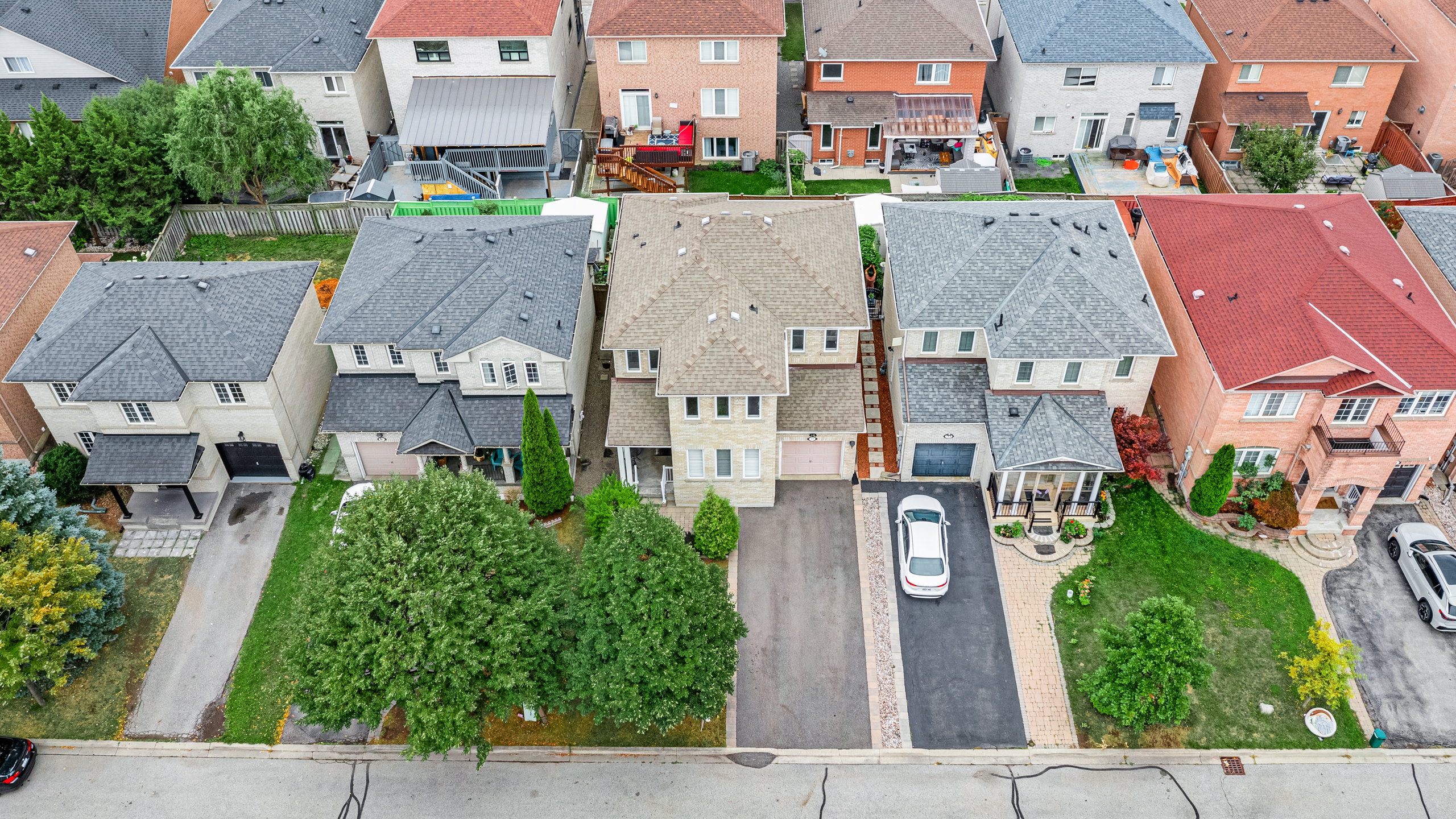 37 Redfinch Crescent