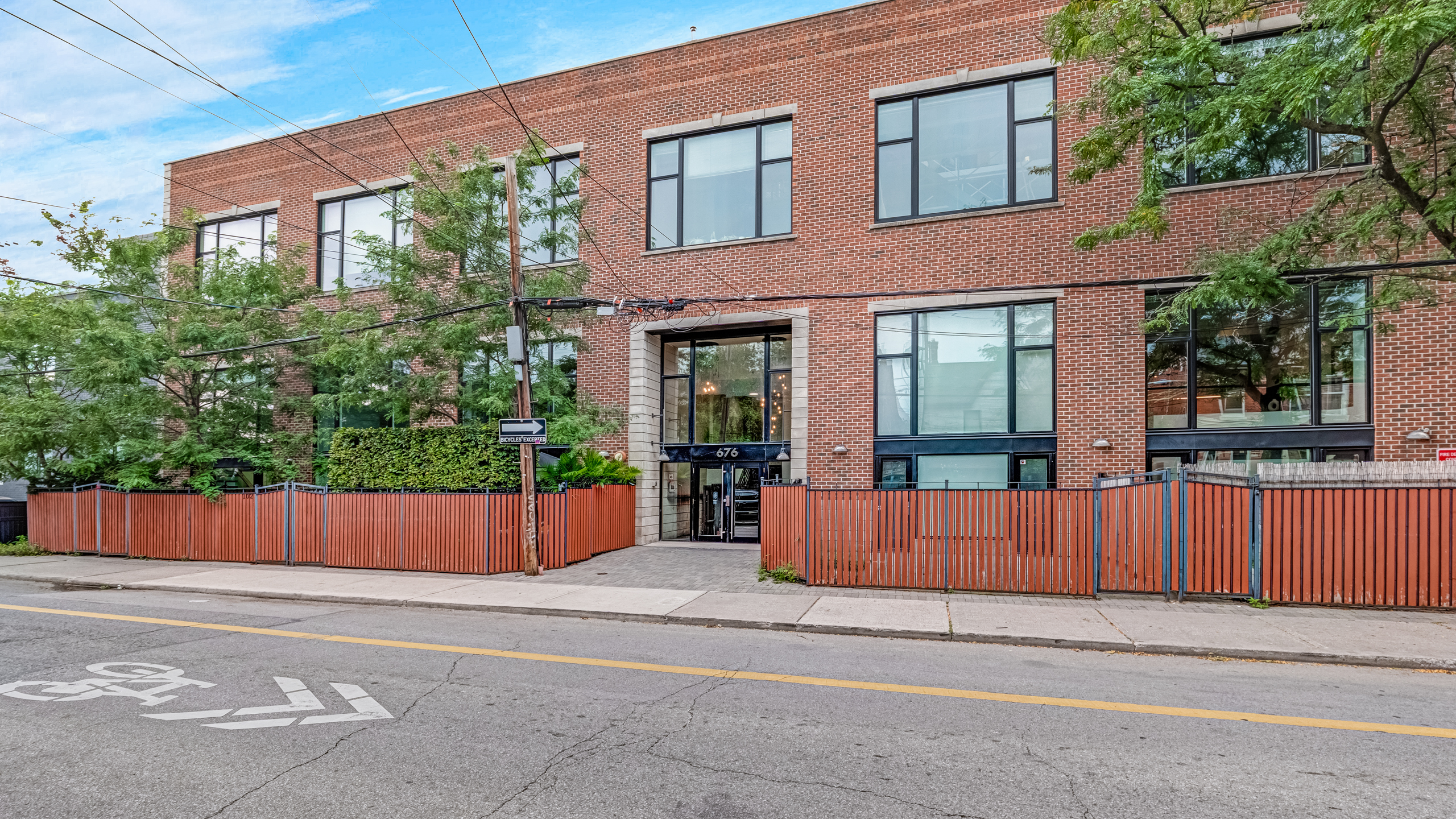 676 Richmond Street West #108