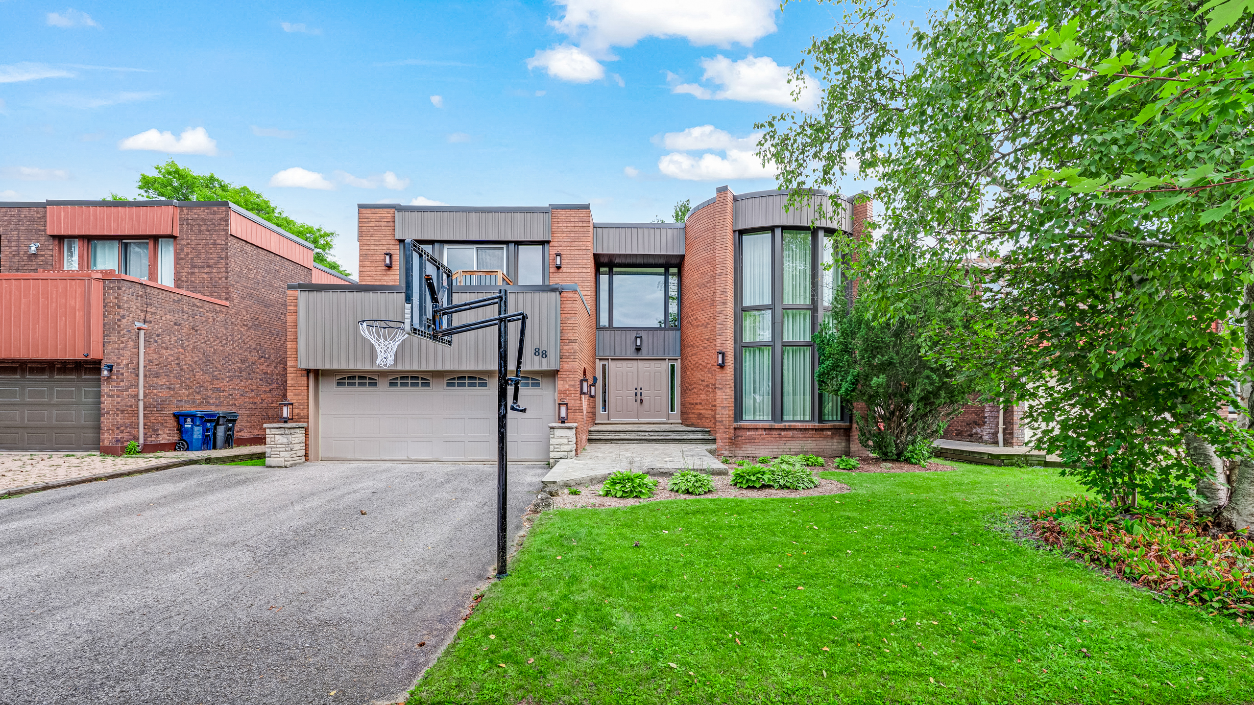 88 Garnier Court