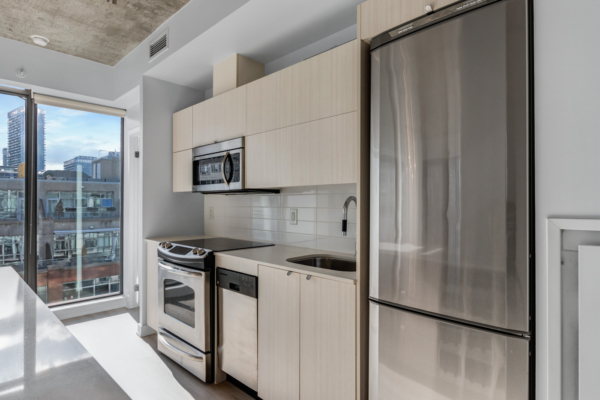 32-Camden-Street-#907-Toronto-Web-Salisbury-14