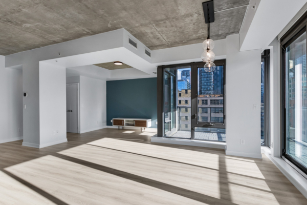 32-Camden-Street-#907-Toronto-Web-Salisbury-17