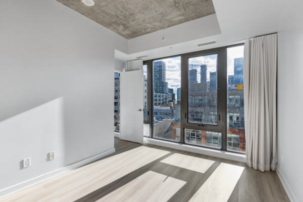 32-Camden-Street-#907-Toronto-Web-Salisbury-21