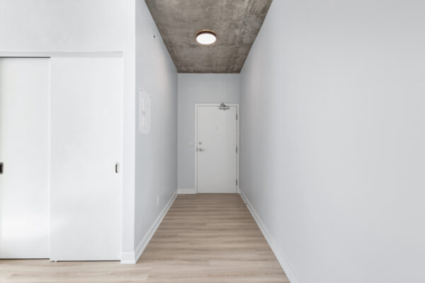 32-Camden-Street-#907-Toronto-Web-Salisbury-4