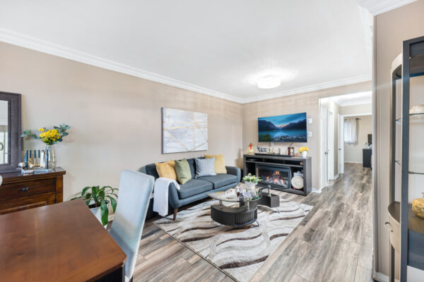 63-Fallingdale-Crescent-Toronto-Web-Salisbury-14