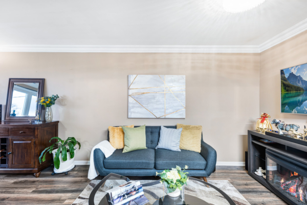 63-Fallingdale-Crescent-Toronto-Web-Salisbury-15