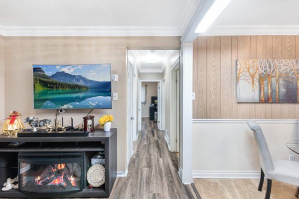 63-Fallingdale-Crescent-Toronto-Web-Salisbury-23