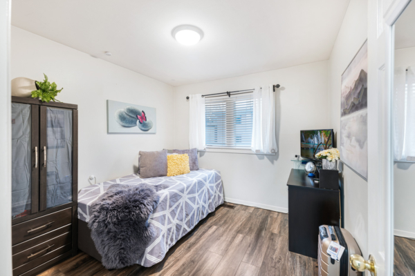 63-Fallingdale-Crescent-Toronto-Web-Salisbury-28
