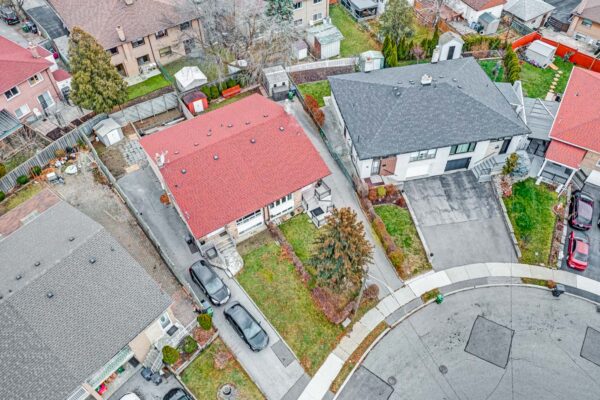 63-Fallingdale-Crescent-Toronto-Web-Salisbury-4