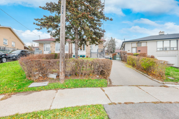 63-Fallingdale-Crescent-Toronto-Web-Salisbury-5