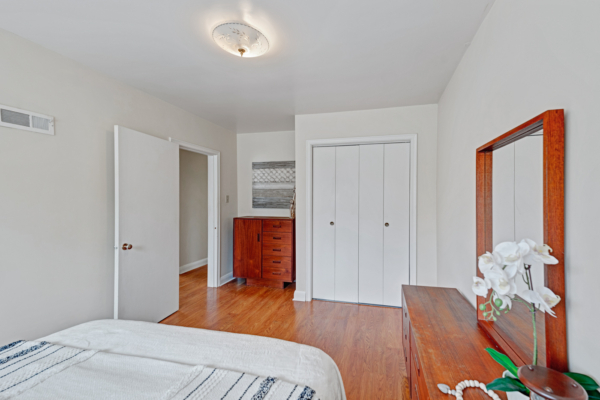 118-Ridge-Drive-Oakville-Web-Salisbury-26