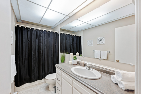 118-Ridge-Drive-Oakville-Web-Salisbury-27