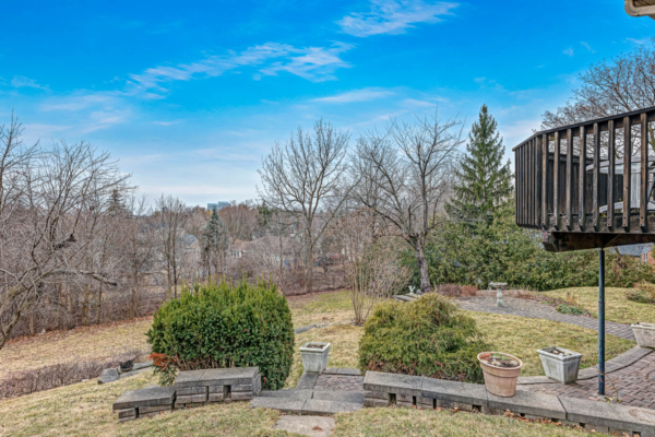 118-Ridge-Drive-Oakville-Web-Salisbury-51