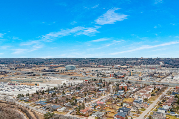 118-Ridge-Drive-Oakville-Web-Salisbury-62