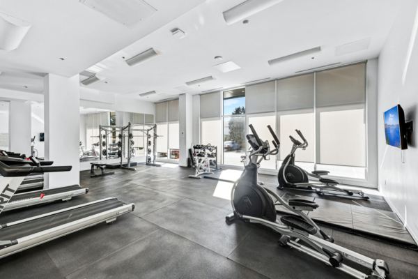 1900-Simcoe-Street-North-#213-Oshawa-Web-Salisbury-17