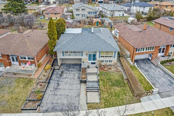 25-Fulwell-Crescent-Toronto-Web-Salisbury-1