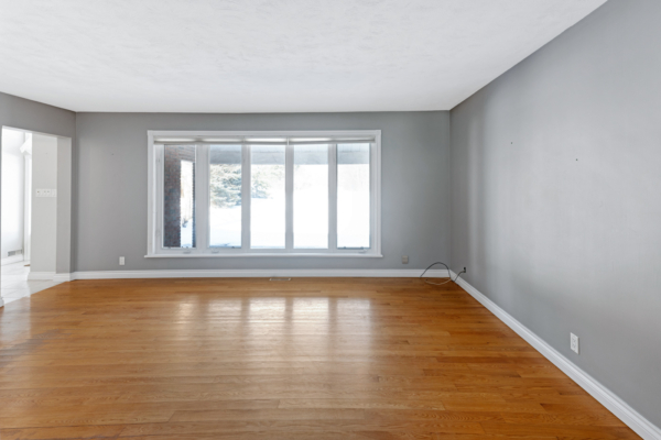 4239-Stouffville-Road-Stouffville-Web-Salisbury-29