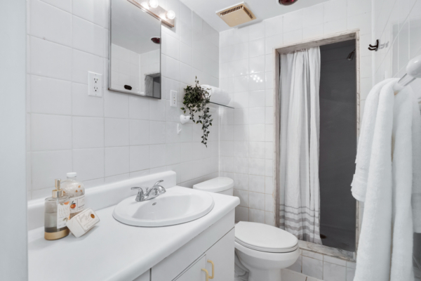 223-Epsom-Downs-Drive-Toronto-Web-Salisbury-41