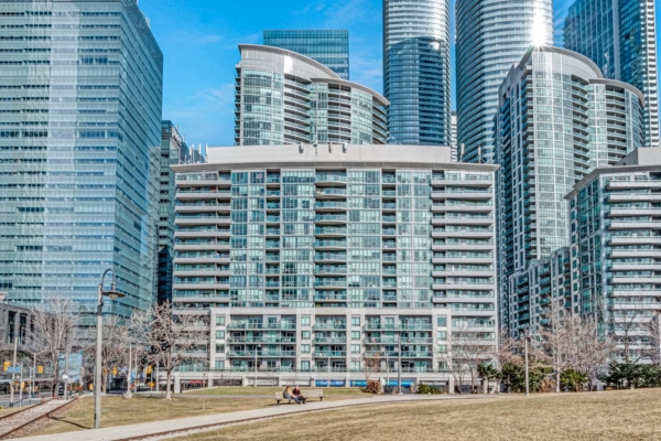 51-Lower-Simcoe-Street-#527-Toronto-Web-Salisbury-1