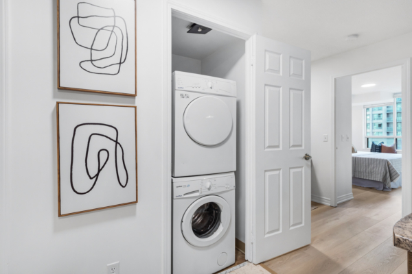 51-Lower-Simcoe-Street-#527-Toronto-Web-Salisbury-31