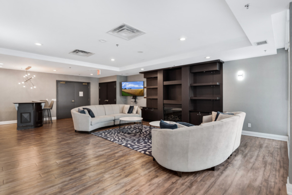 51-Lower-Simcoe-Street-#527-Toronto-Web-Salisbury-43