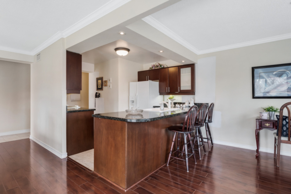 141-Woodbridge-Avenue-#204-Vaughan-Web-Salisbury-12