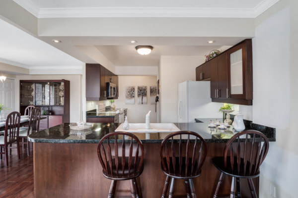 141-Woodbridge-Avenue-#204-Vaughan-Web-Salisbury-13