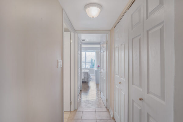 141-Woodbridge-Avenue-#204-Vaughan-Web-Salisbury-28