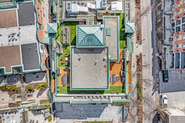 141-Woodbridge-Avenue-#204-Vaughan-Web-Salisbury-38
