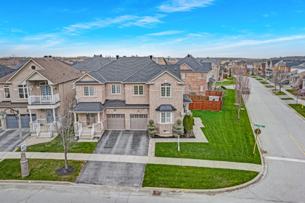 146-Ken-Laushway-Avenue-Stouffville-Web-Salisbury-3