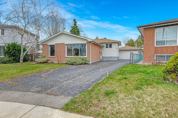 18-Howell-Square-Toronto-Web-Salisbury-8