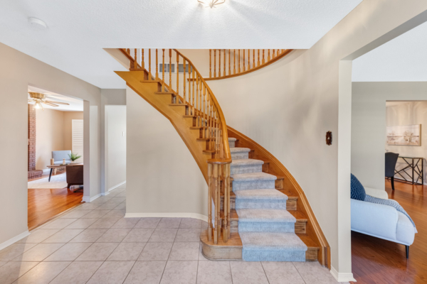 21-Steen-Drive-Mississauga-Web-Salisbury-11