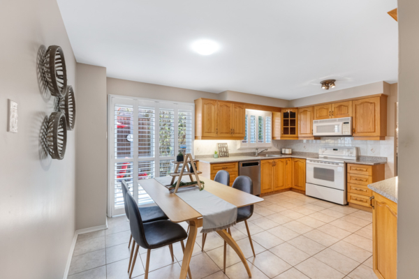 21-Steen-Drive-Mississauga-Web-Salisbury-17