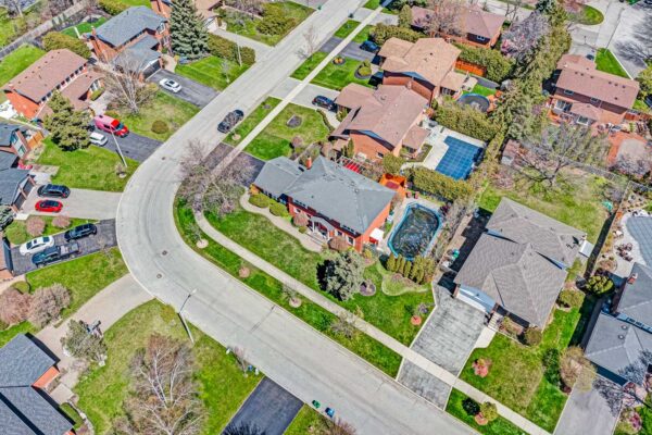 21-Steen-Drive-Mississauga-Web-Salisbury-4