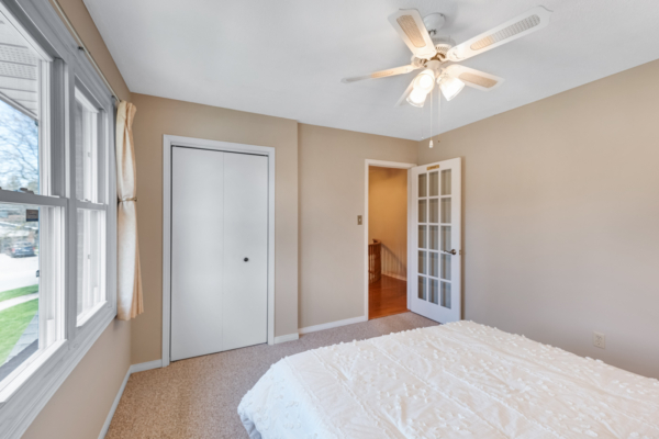 21-Steen-Drive-Mississauga-Web-Salisbury-42